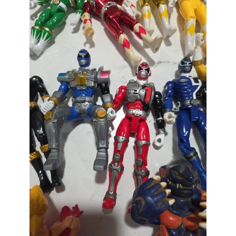 Power Rangers Action Figures Lot Mix Of 17